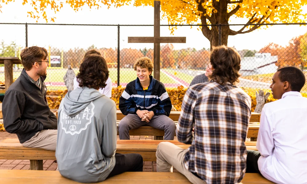 Small group of high school teens as part of Serva Fidem