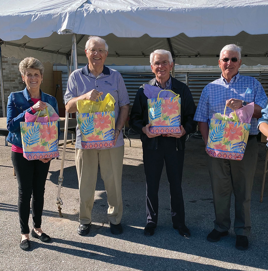 Serra Club delivers May Day bags to sisters