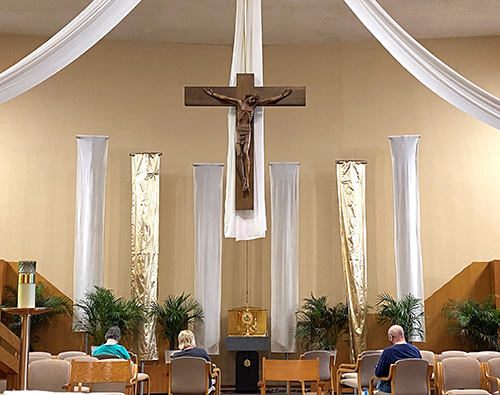 Eucharist in a monstrance at Holy Trinity Church in Des